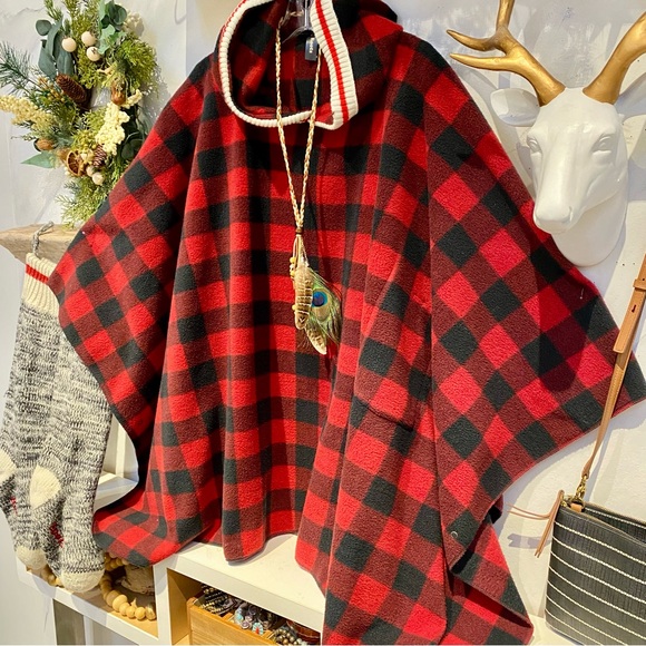 Roots fleece CHALET buffalo boho poncho snaps & pocket w cottage core vibe - Picture 4 of 13